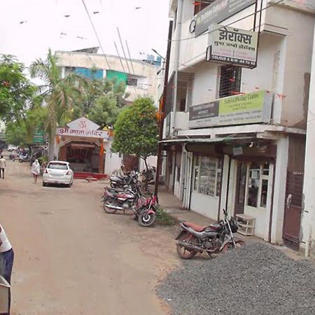Hotel Mayur Restaurant Chandrapur Εξωτερικό φωτογραφία
