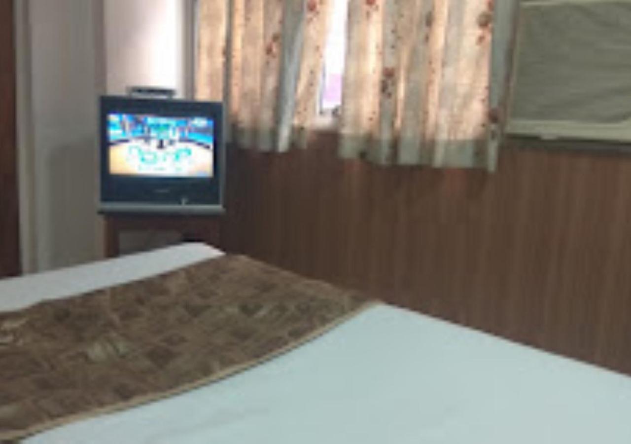 Hotel Mayur Restaurant Chandrapur Εξωτερικό φωτογραφία